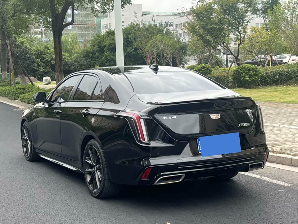 Cadillac CT4
