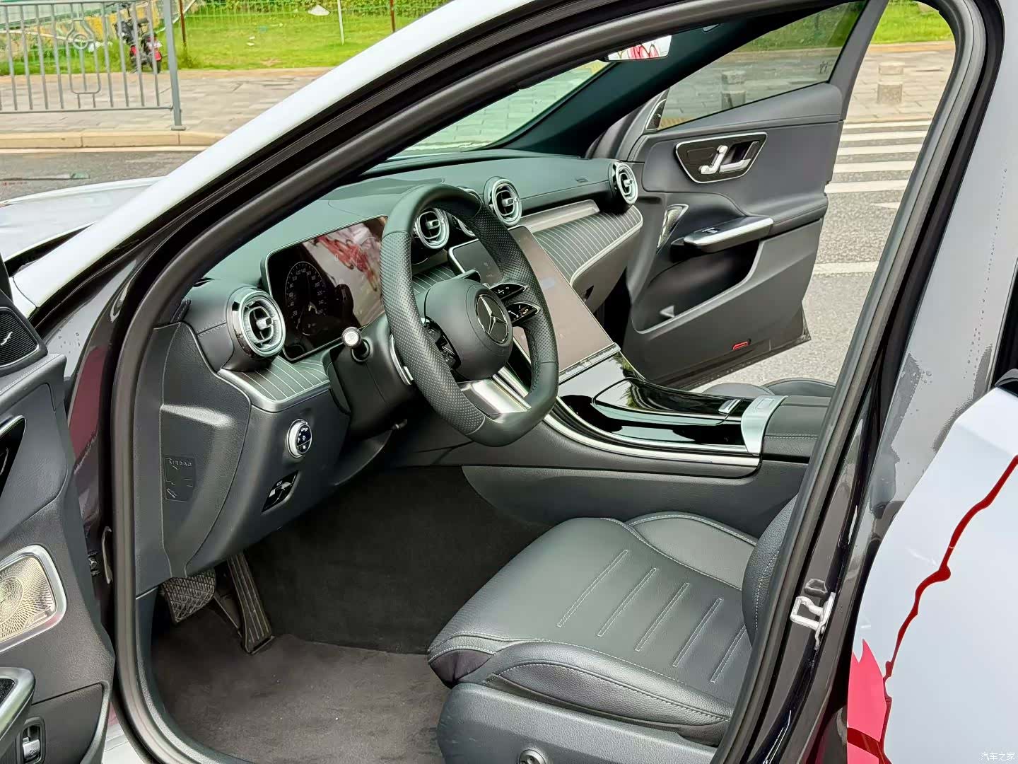 Mercedes-Benz C-Class, 2023 7