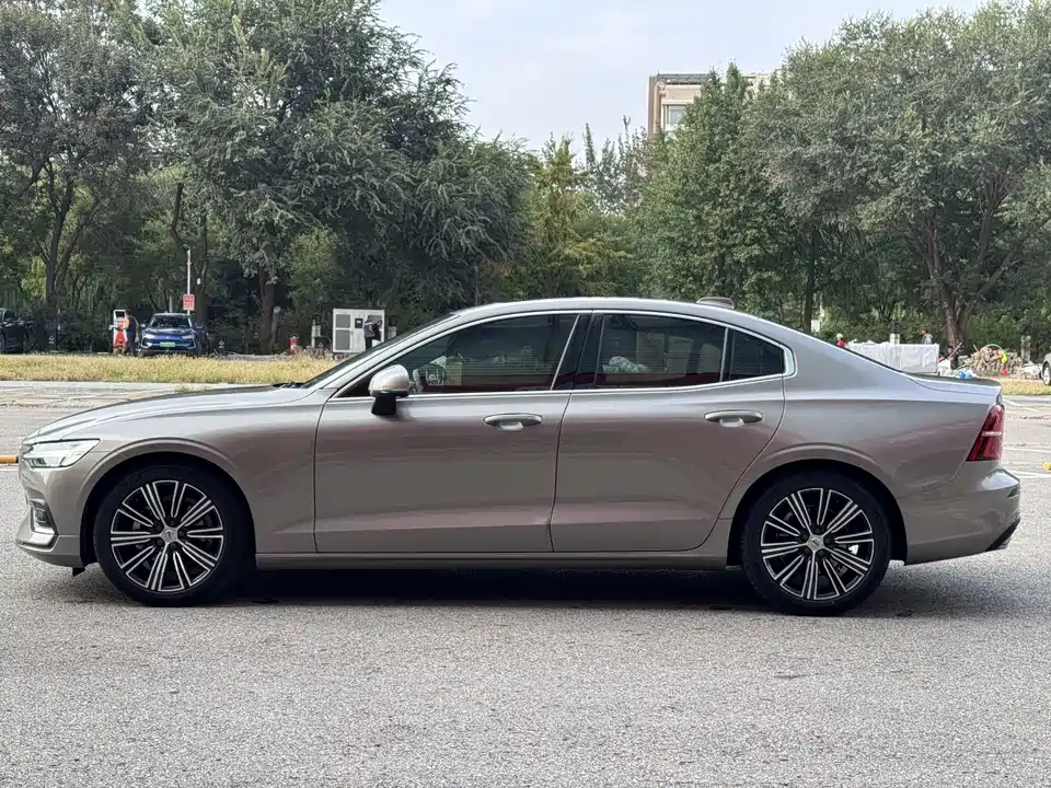 Volvo S60