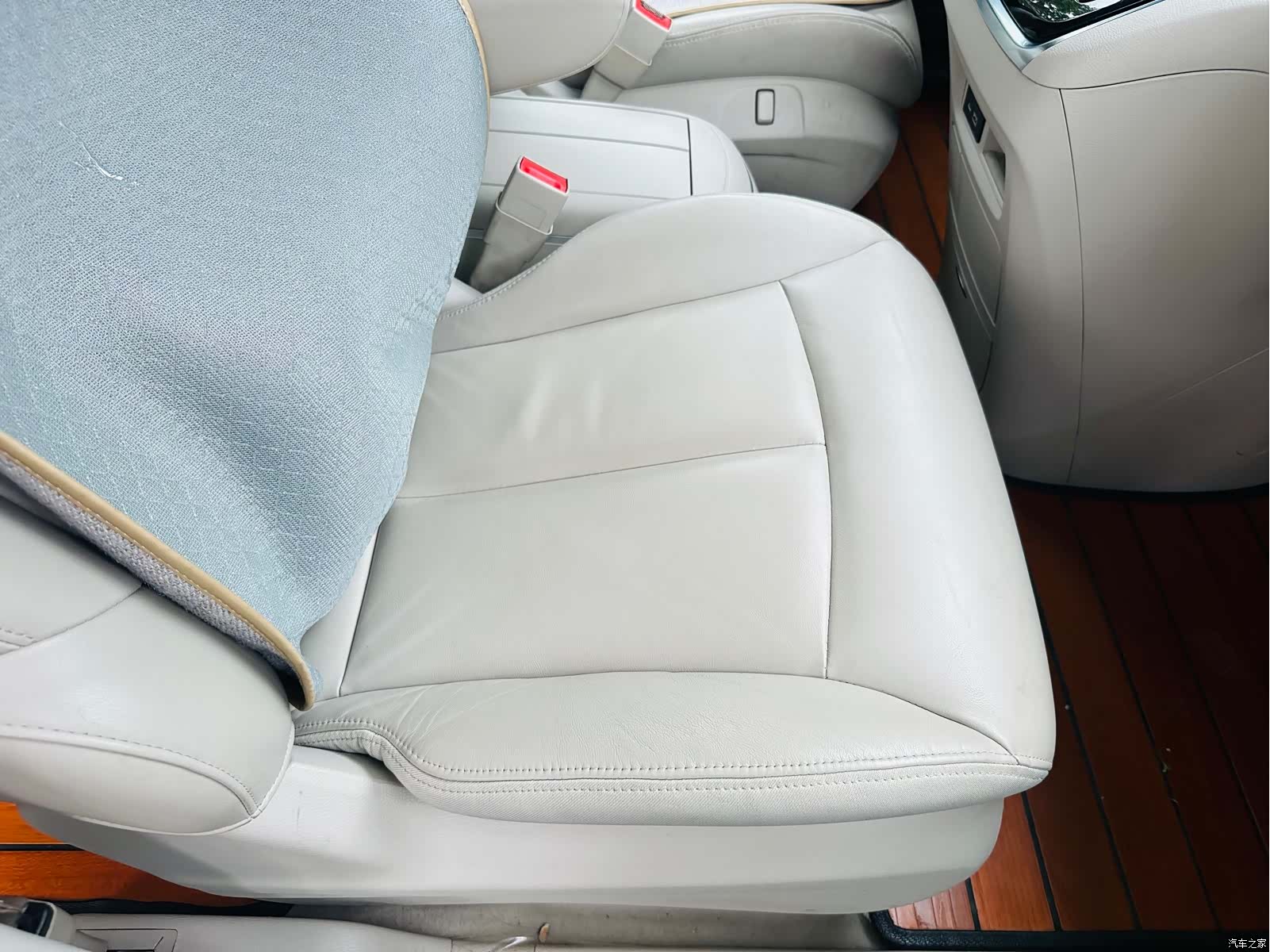 Buick GL8, 2020 28