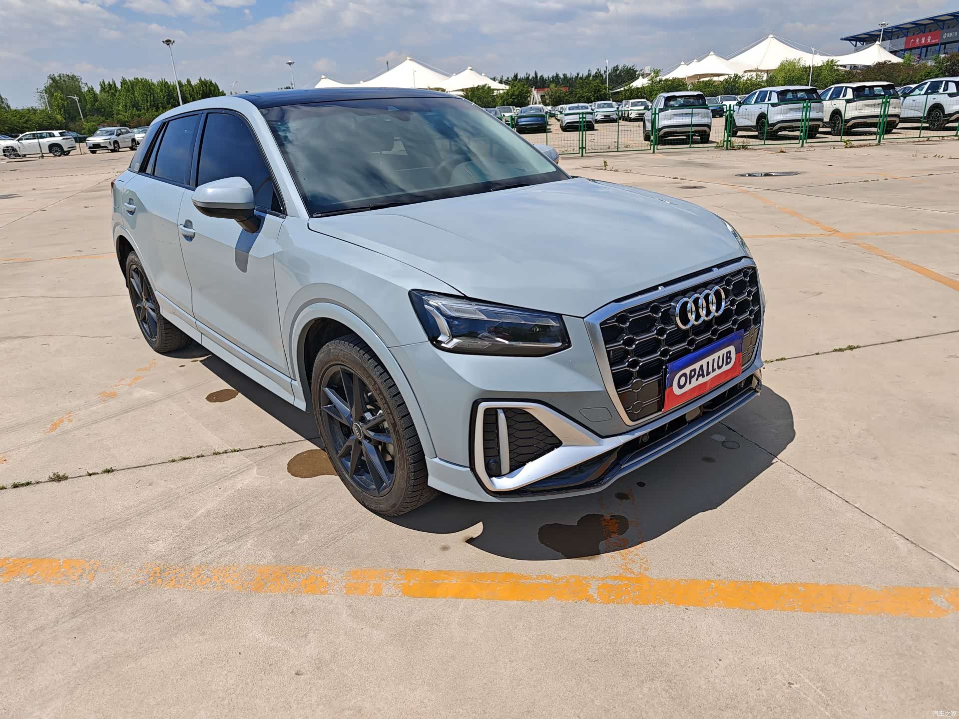 Audi Q2L, 2023 8