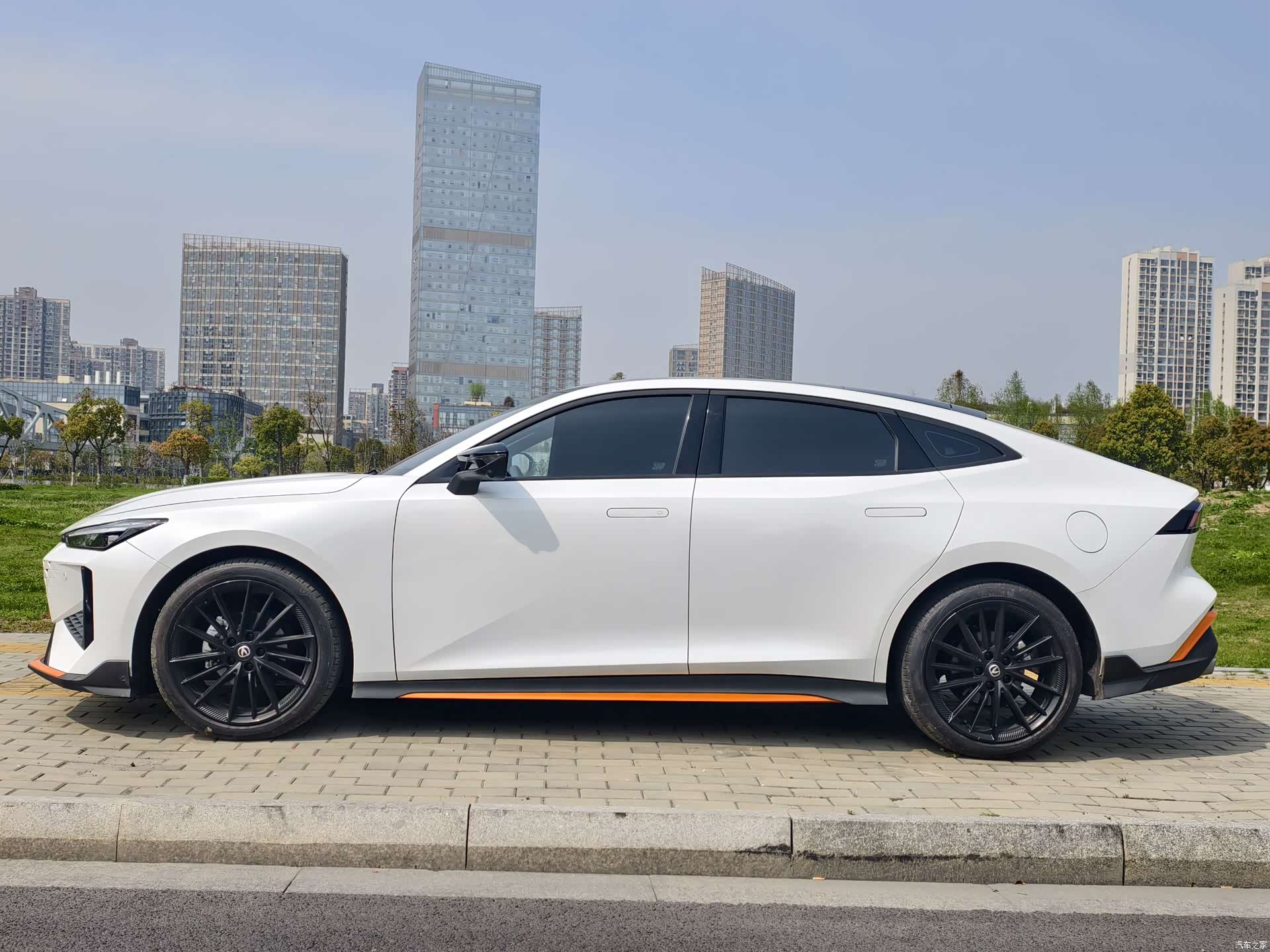 Changan UNI-V, 2024 4