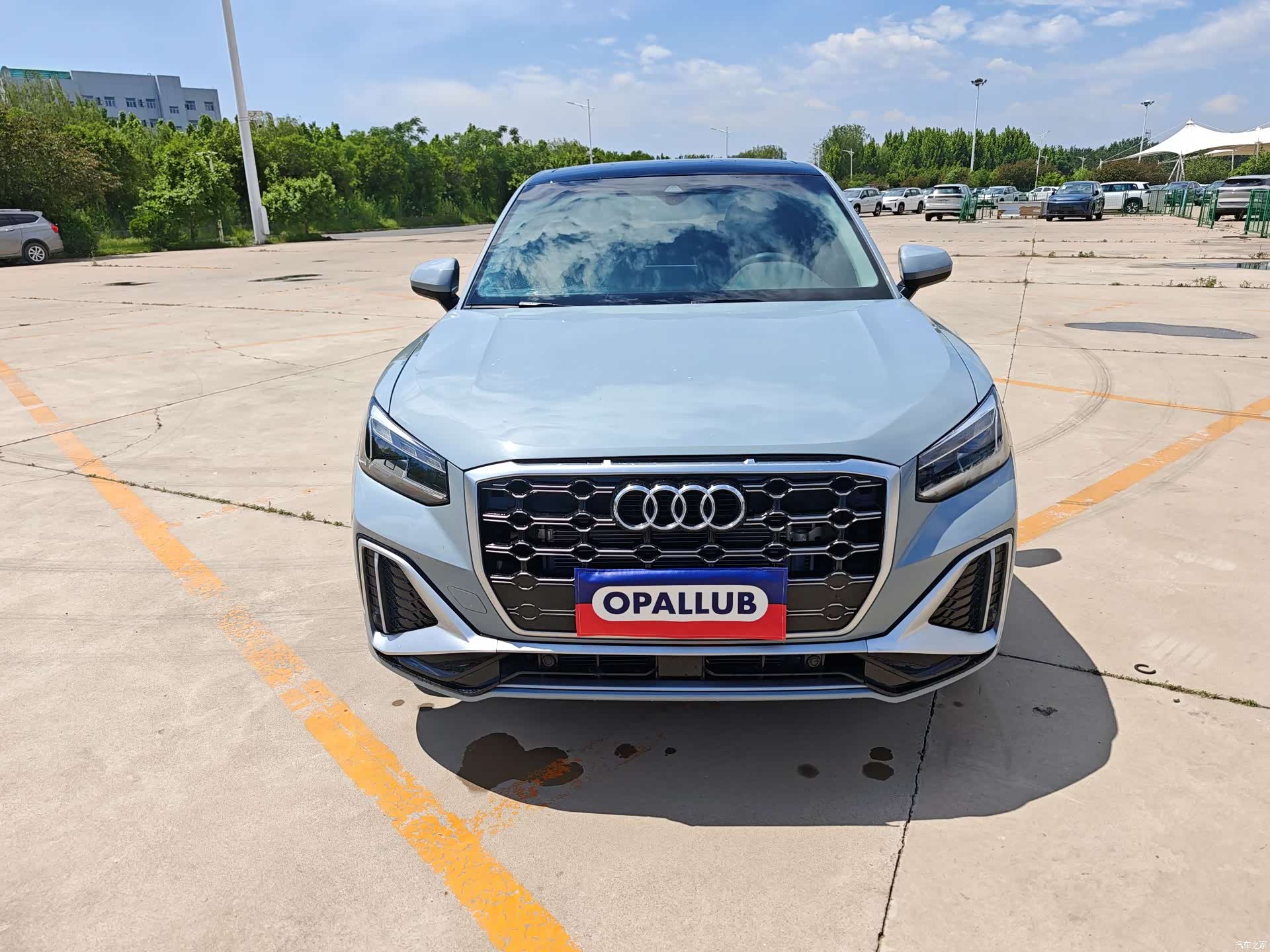 Audi Q2L, 2023 2