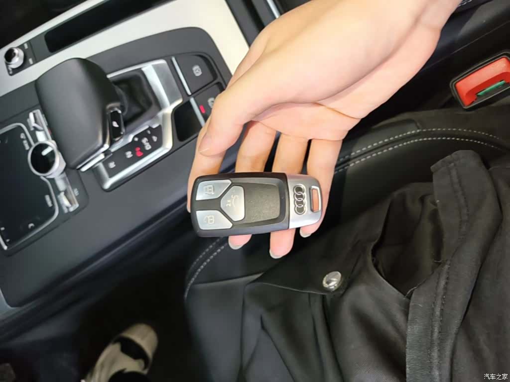 Audi Q5L, 2021 9