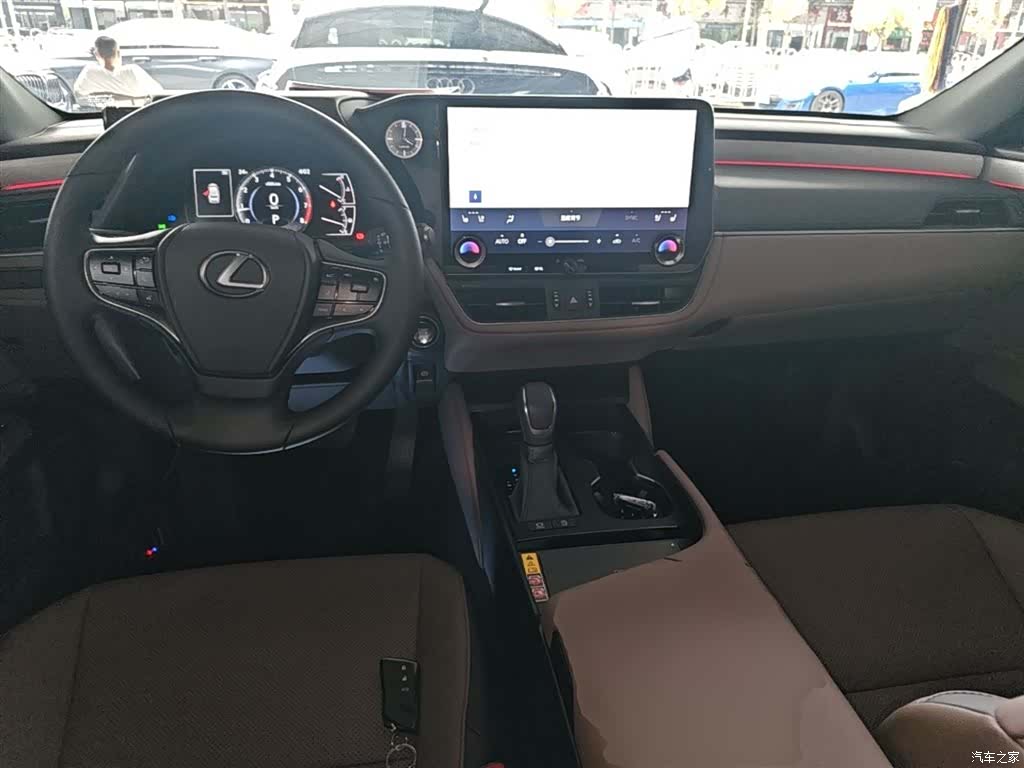 Lexus ES, 2026 10