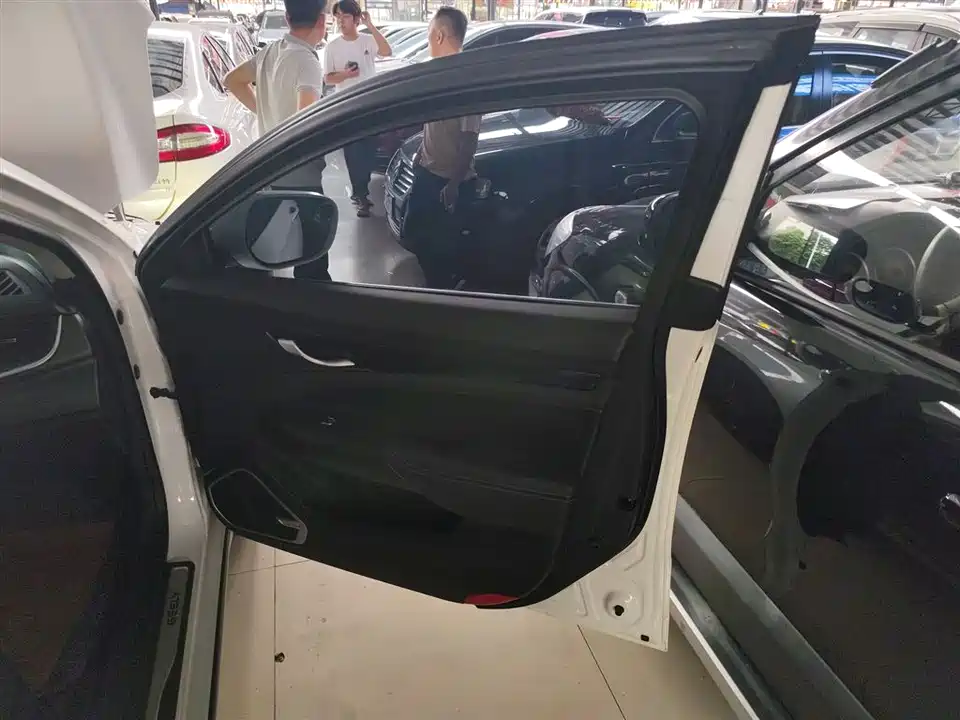Geely Borui