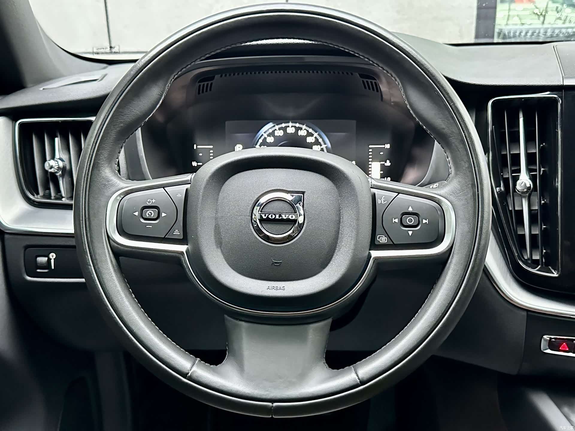 Volvo XC60, 2021 15