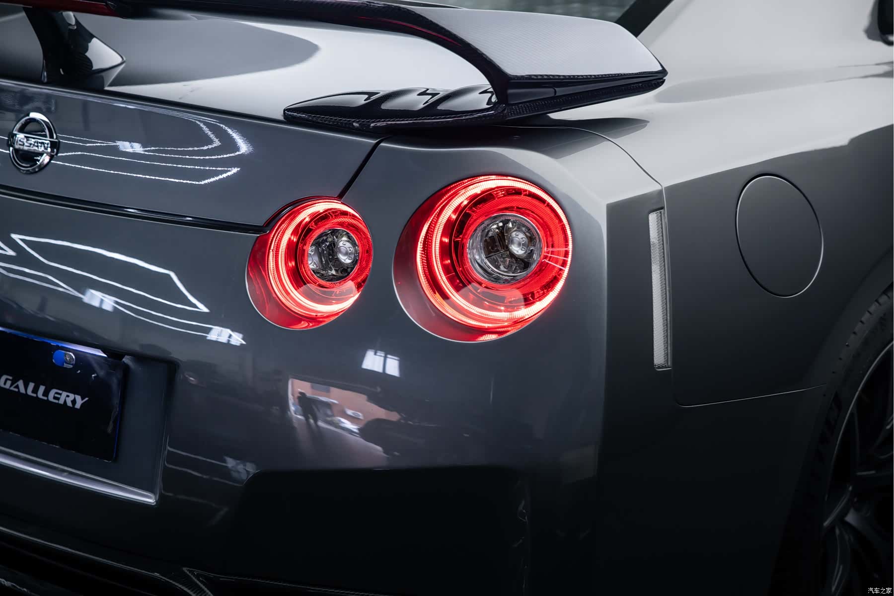 Nissan GT-R, 2011 15