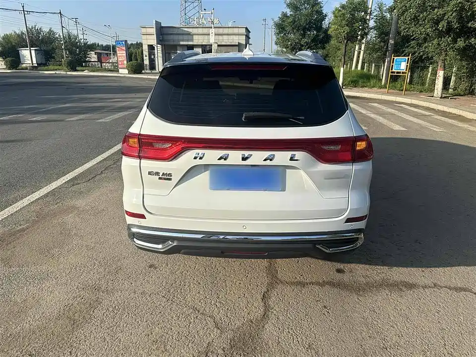 Haval M6