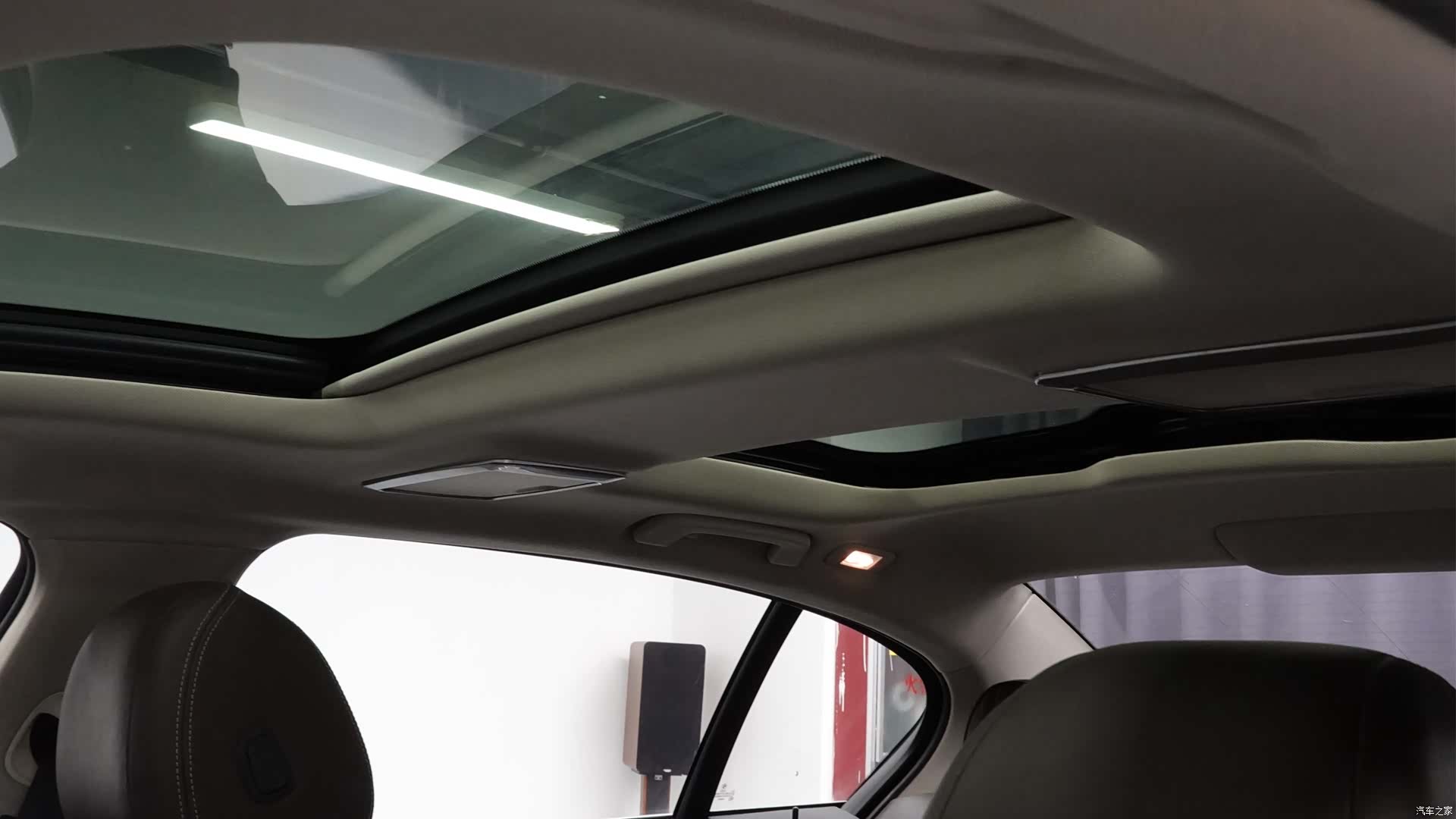 BMW 5 Series, 2019 23