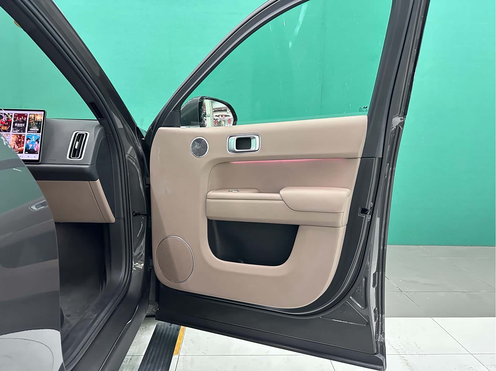 Li Auto L8, 2025 22