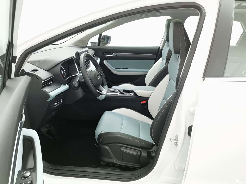 Geely Emgrand, 2023 10