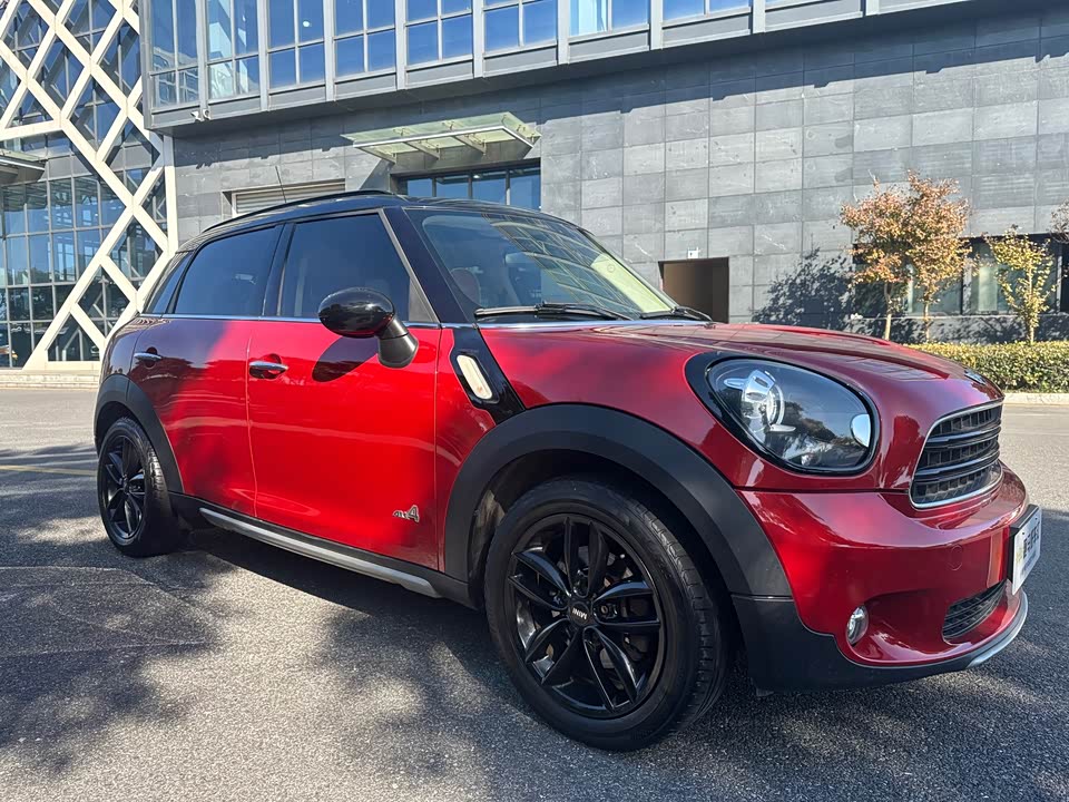 MINI COUNTRYMAN