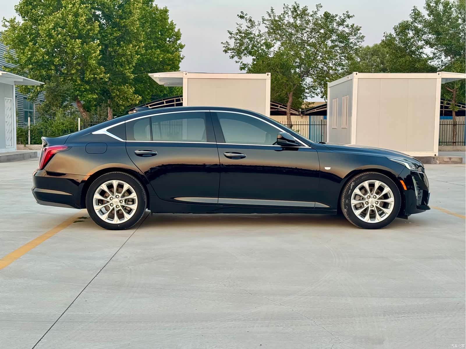 Cadillac CT5, 2022 все фото