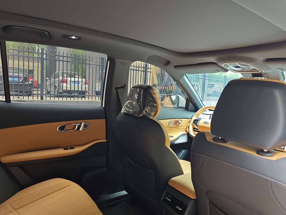 Geely Galaxy Galaxy Starship 7 EM-i