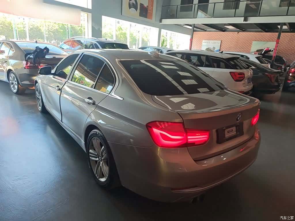 BMW 3 Series, 2017 все фото