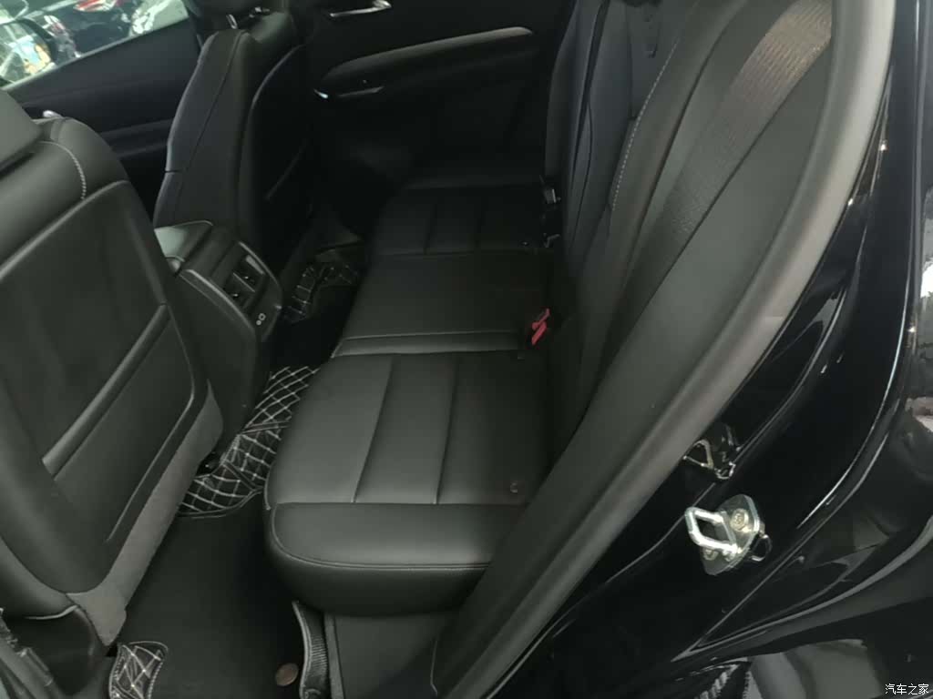 Cadillac XT4, 2023 17