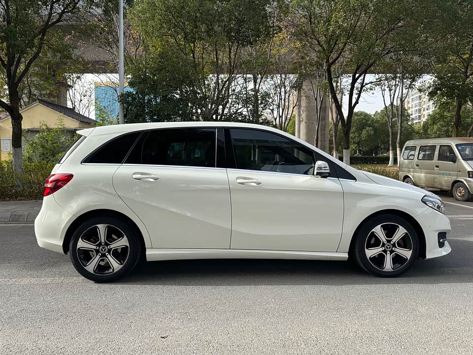 Mercedes-Benz Class B