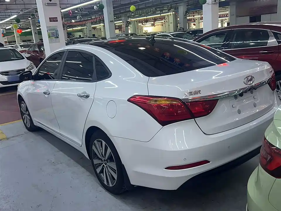 Hyundai Name picture