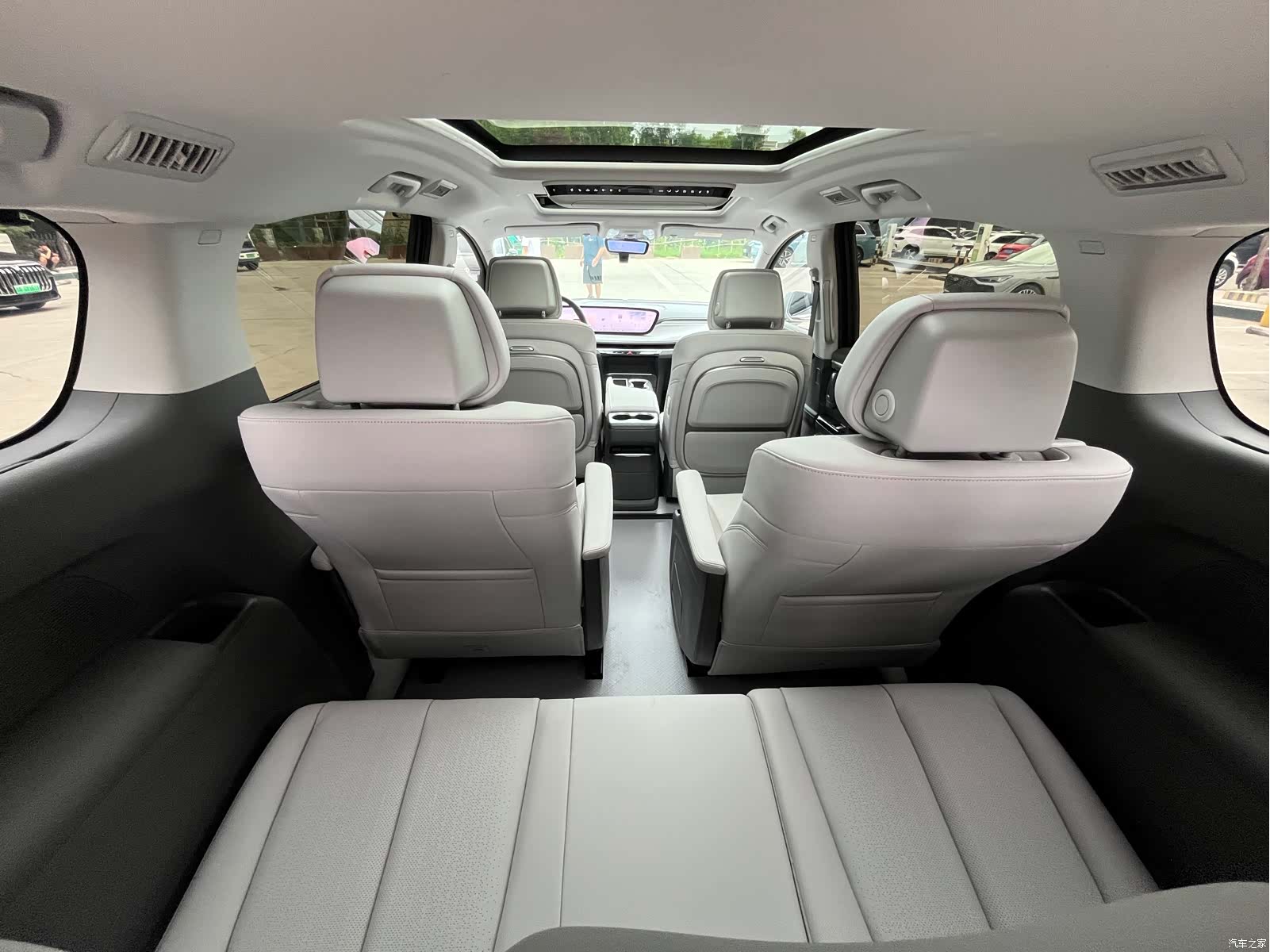 Buick GL8, 2025 20