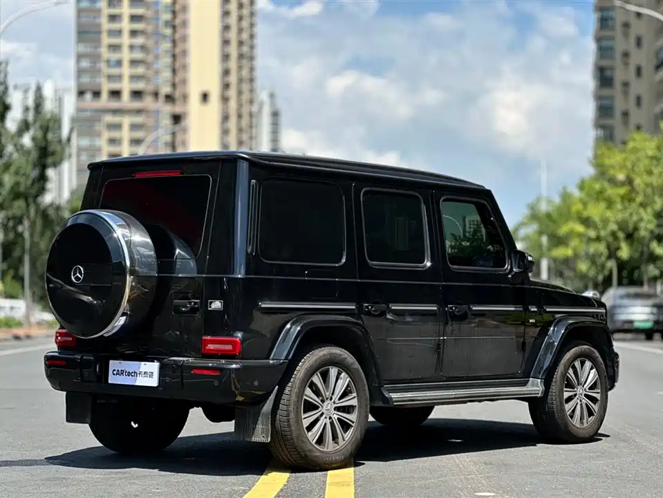 Mercedes-Benz G-class