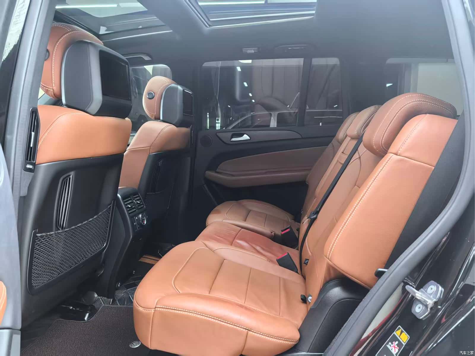 Mercedes-Benz GLS, 2019 10