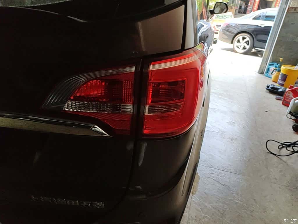 Wuling 730, 2016 8