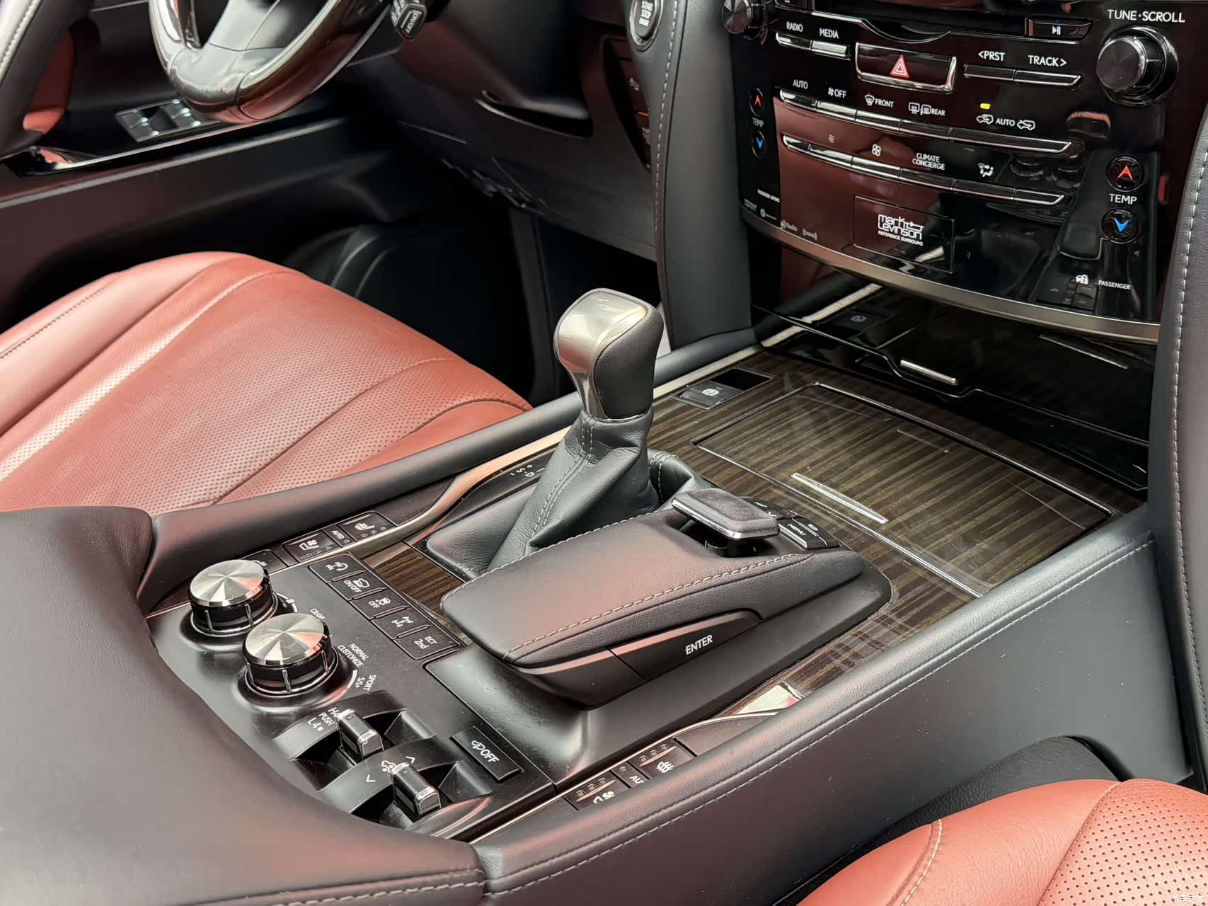 Lexus LX, 2020 12