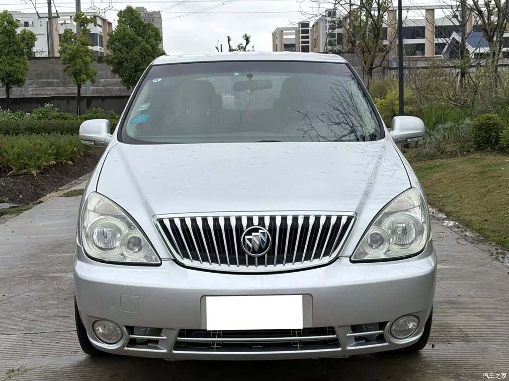 Buick GL8, 2013 2