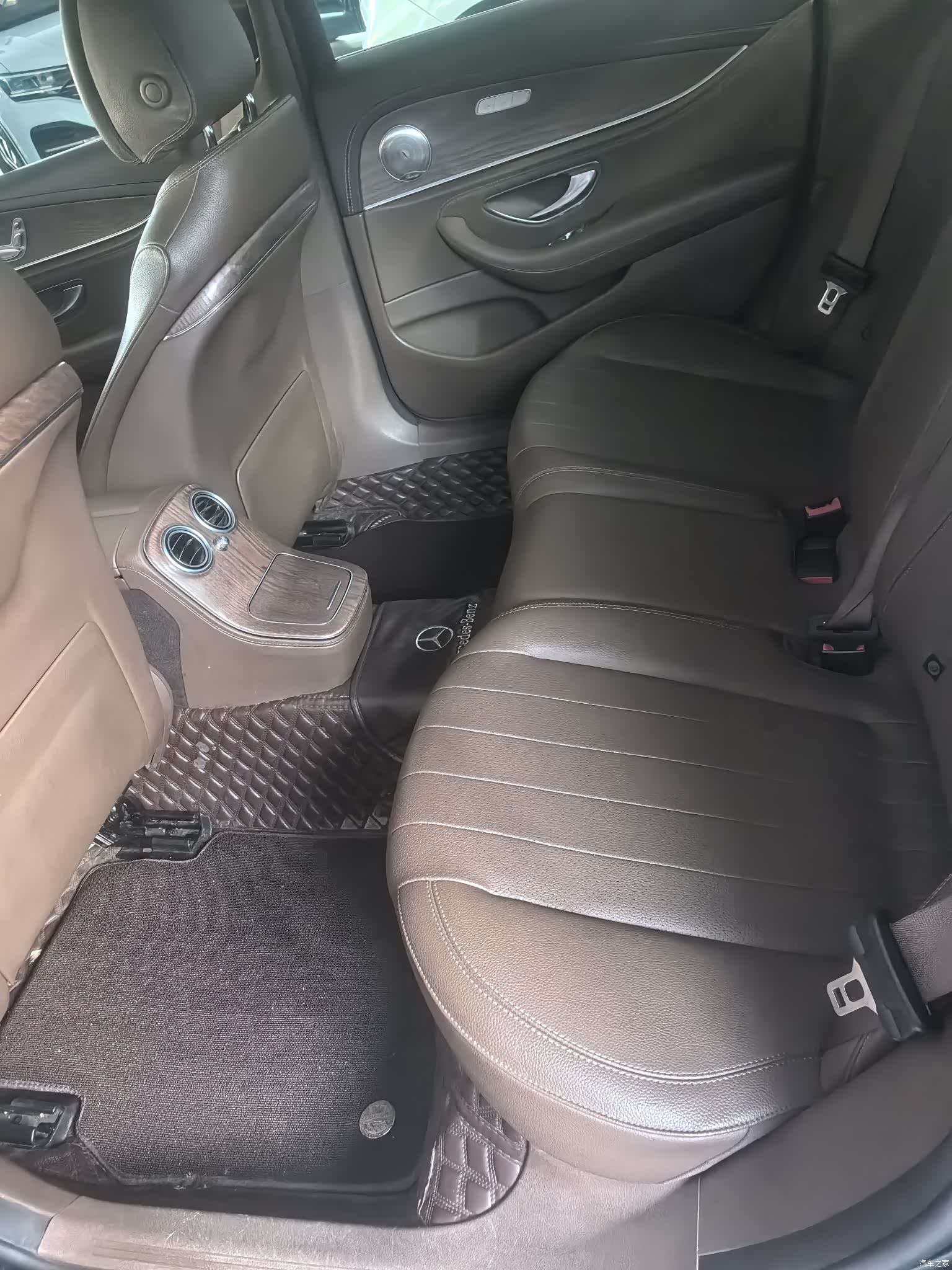 Mercedes-Benz E-Class, 2021 7