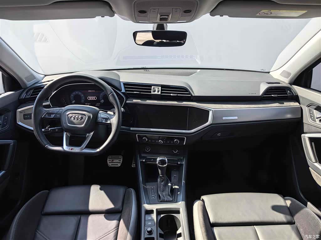 Audi Q3, 2021 6