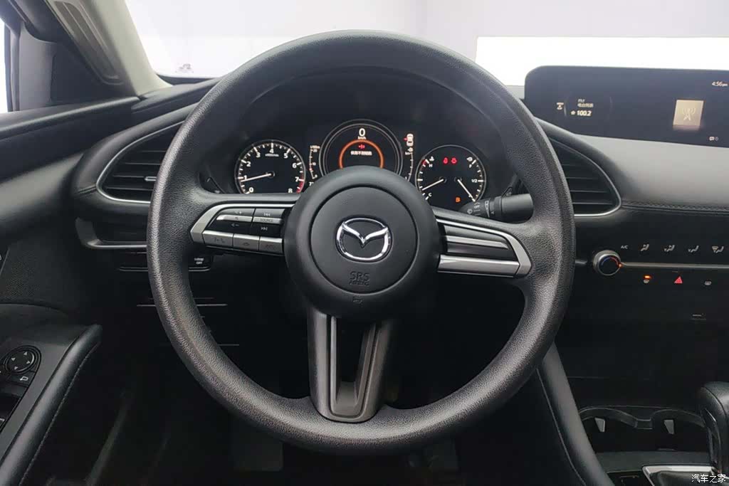 Mazda Mazda3, 2021 15