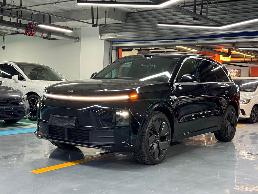 Li Auto L6