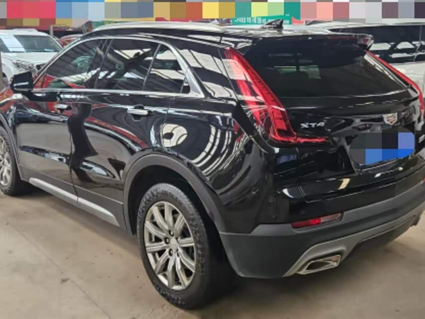 Cadillac XT4