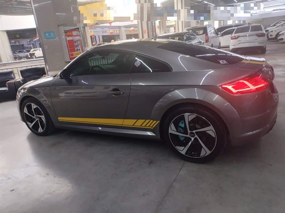 Audi TT