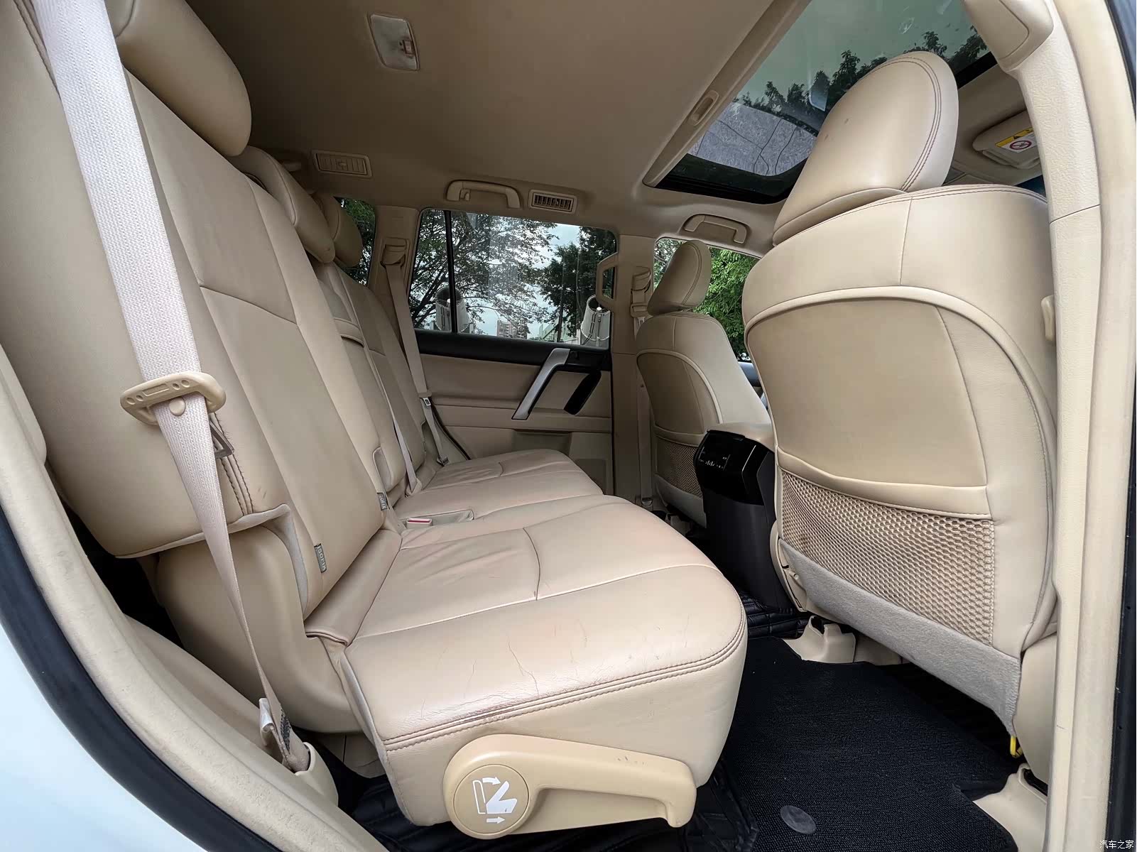 Toyota Prado, 2016 10
