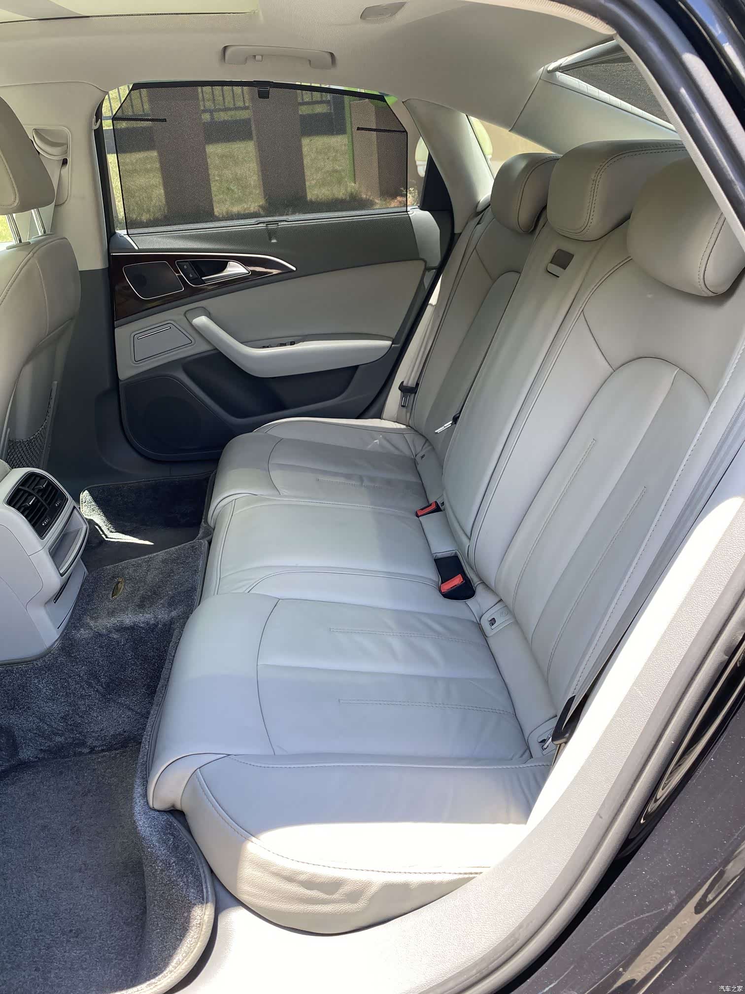 Audi A6L, 2014 16