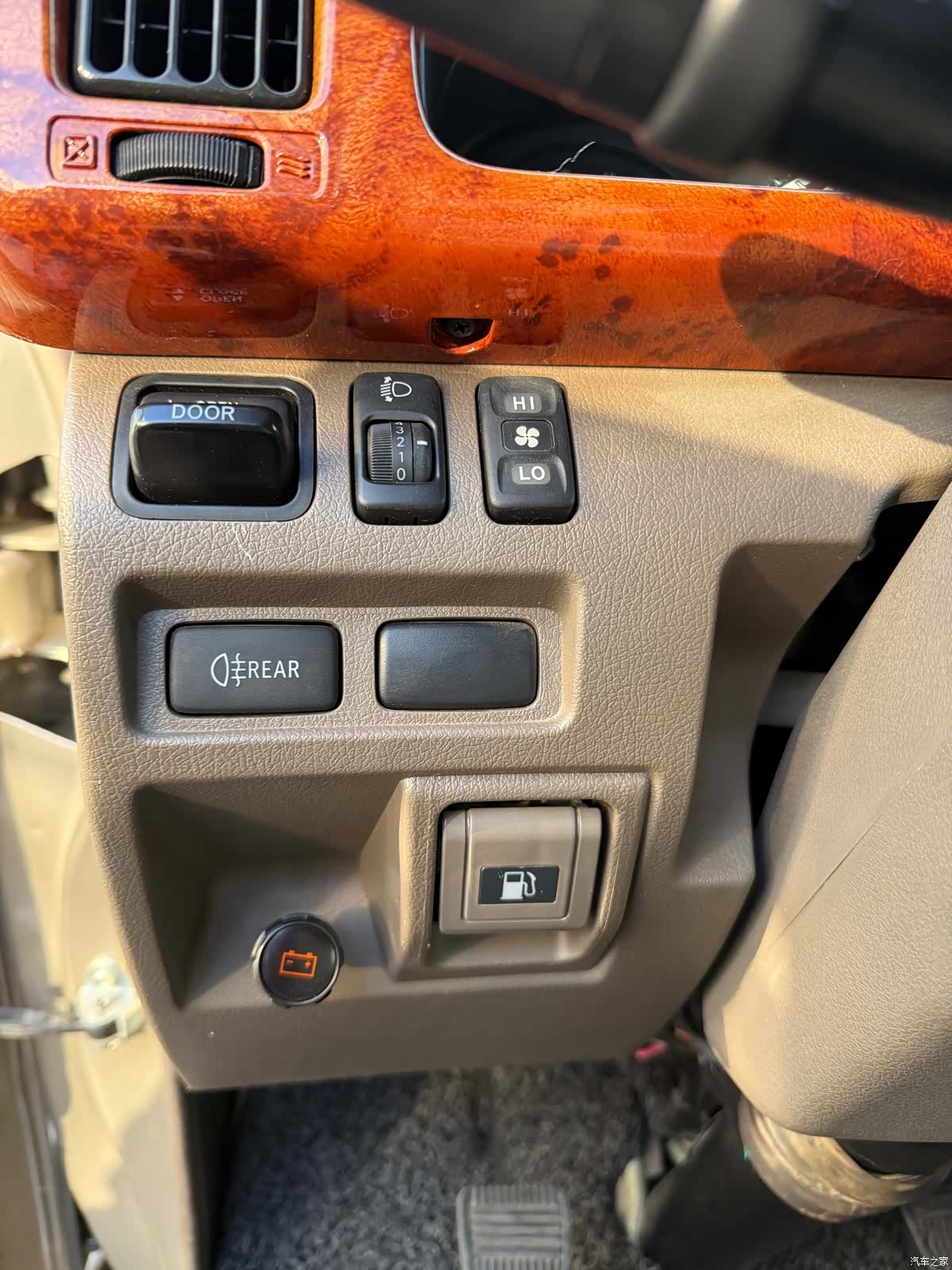 Toyota Coaster, 2012 7