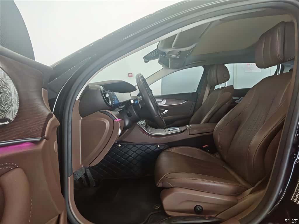 Mercedes-Benz E-Class, 2023 8