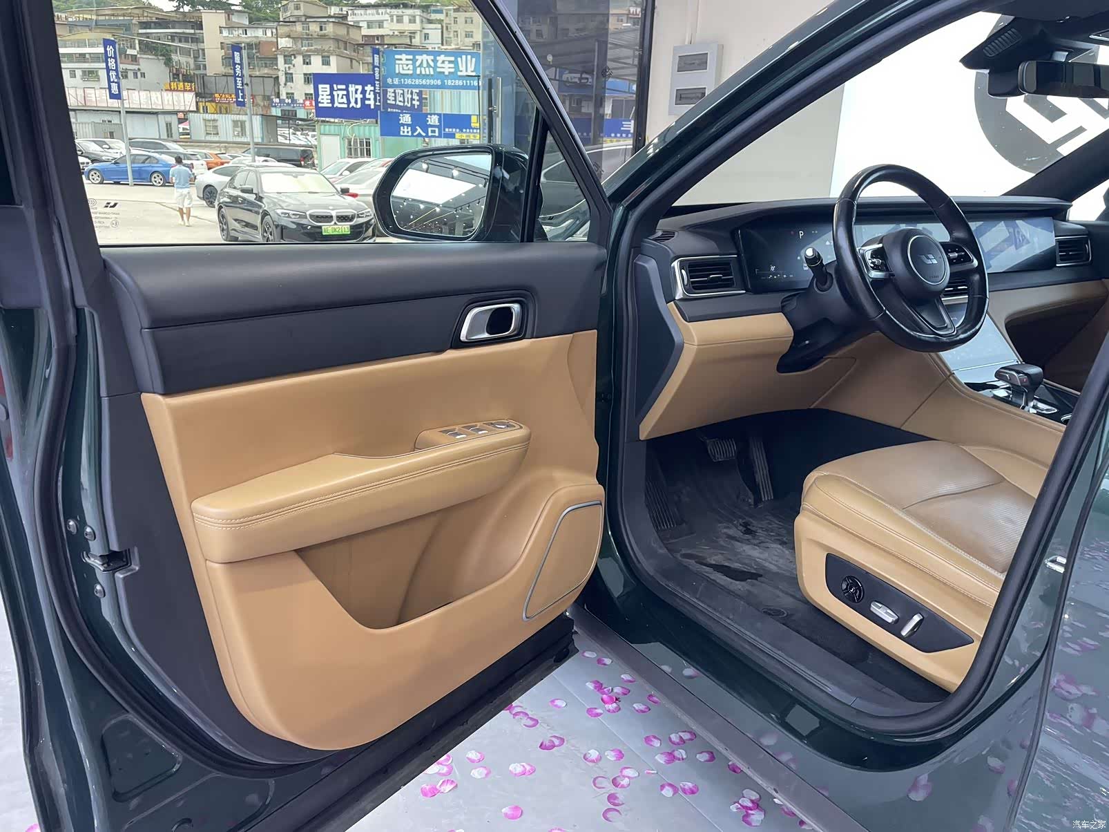 Li Auto ONE, 2022 все фото