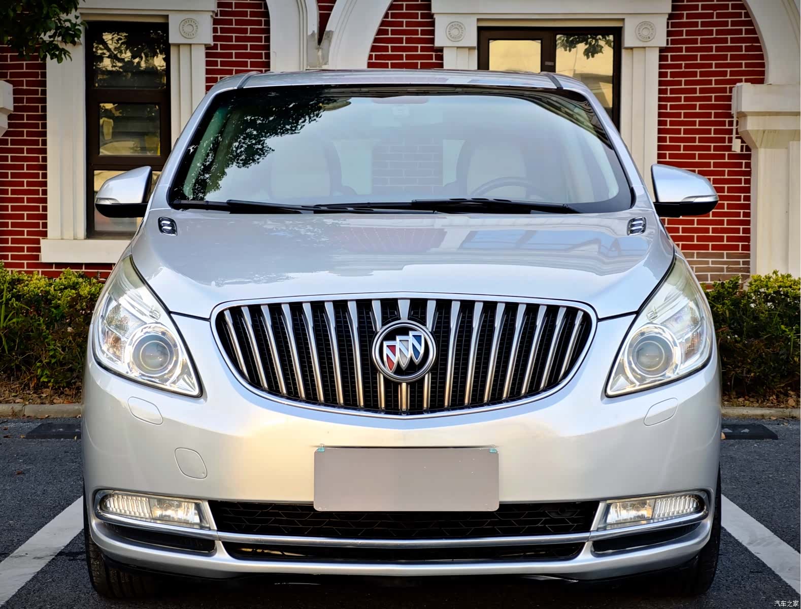 Buick GL8, 2014 2
