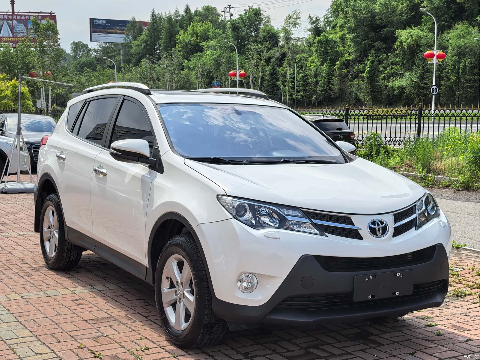 Toyota RAV4, 2014 3
