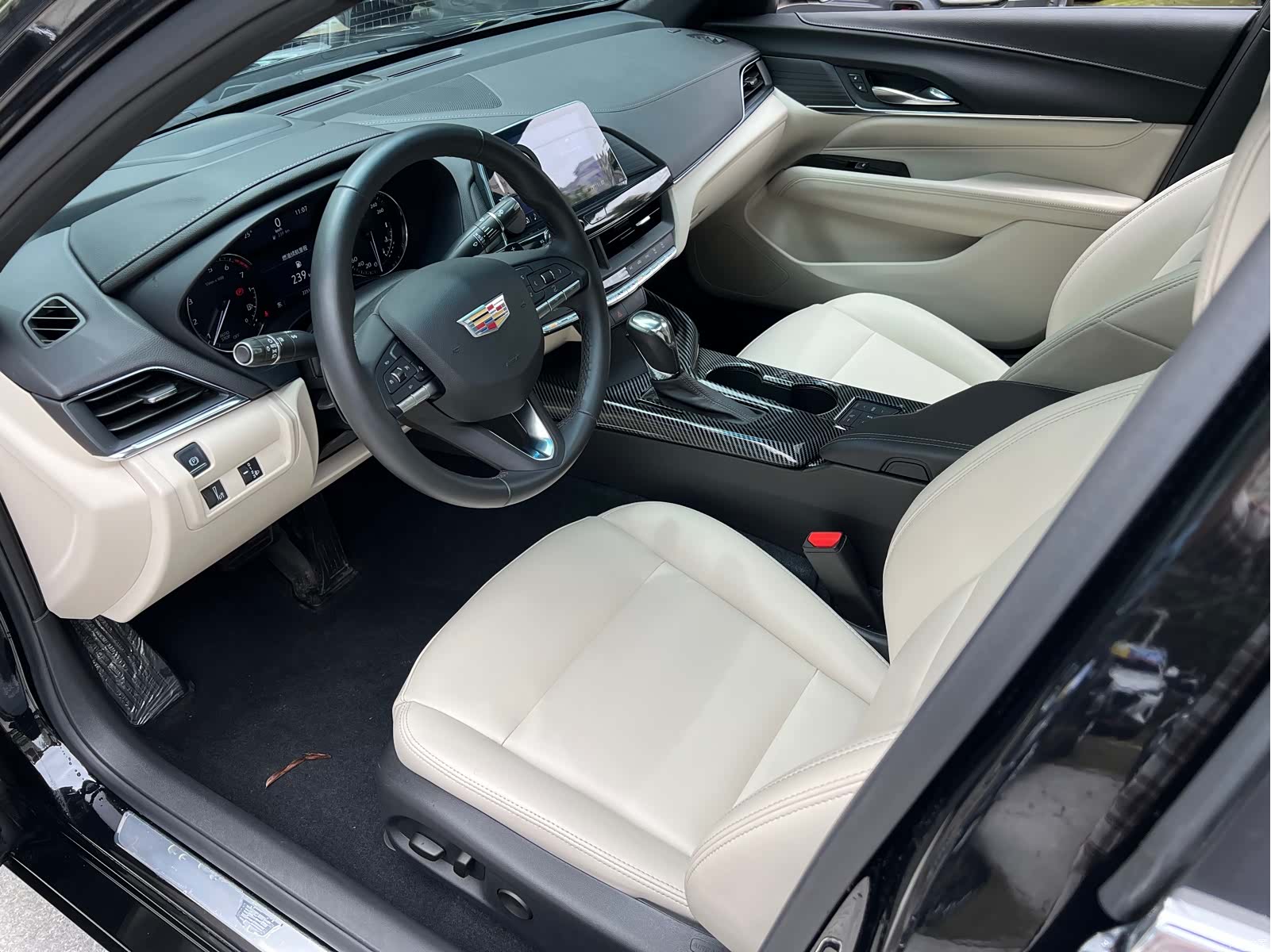 Cadillac CT4, 2023 9