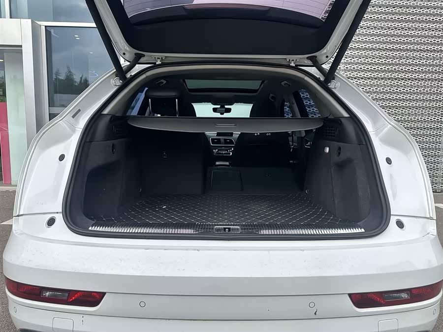 Audi Q3 2017, фото 13