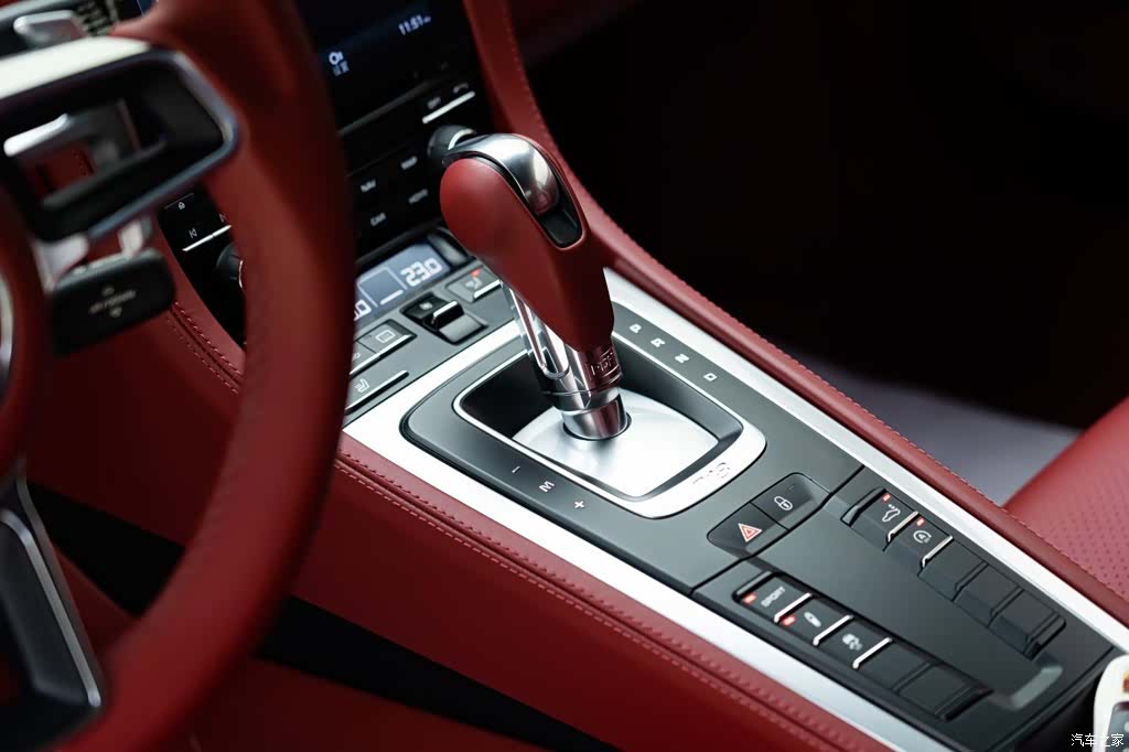 Porsche Cayman, 2018 16