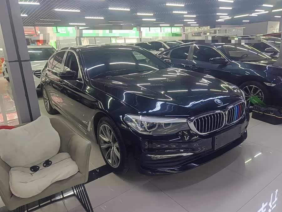 BMW 5 Series 2018, фото 3