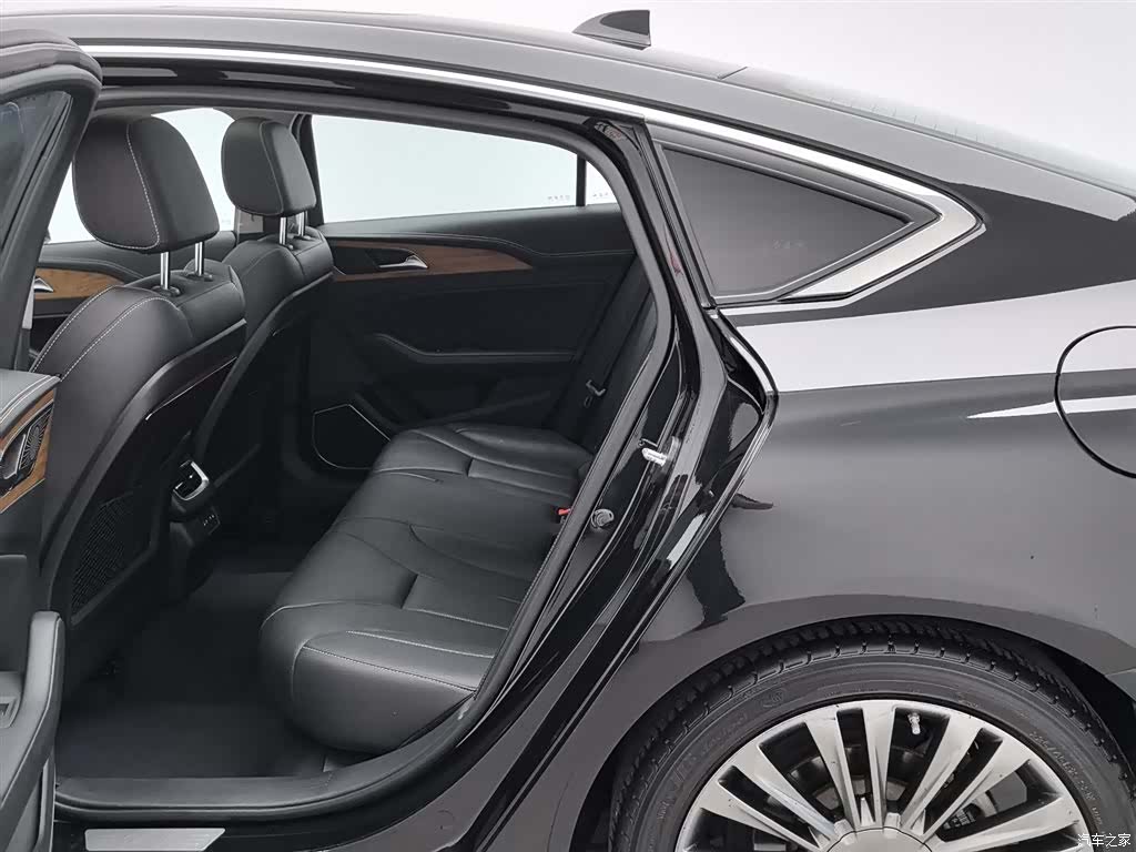 Hongqi H5, 2019 15