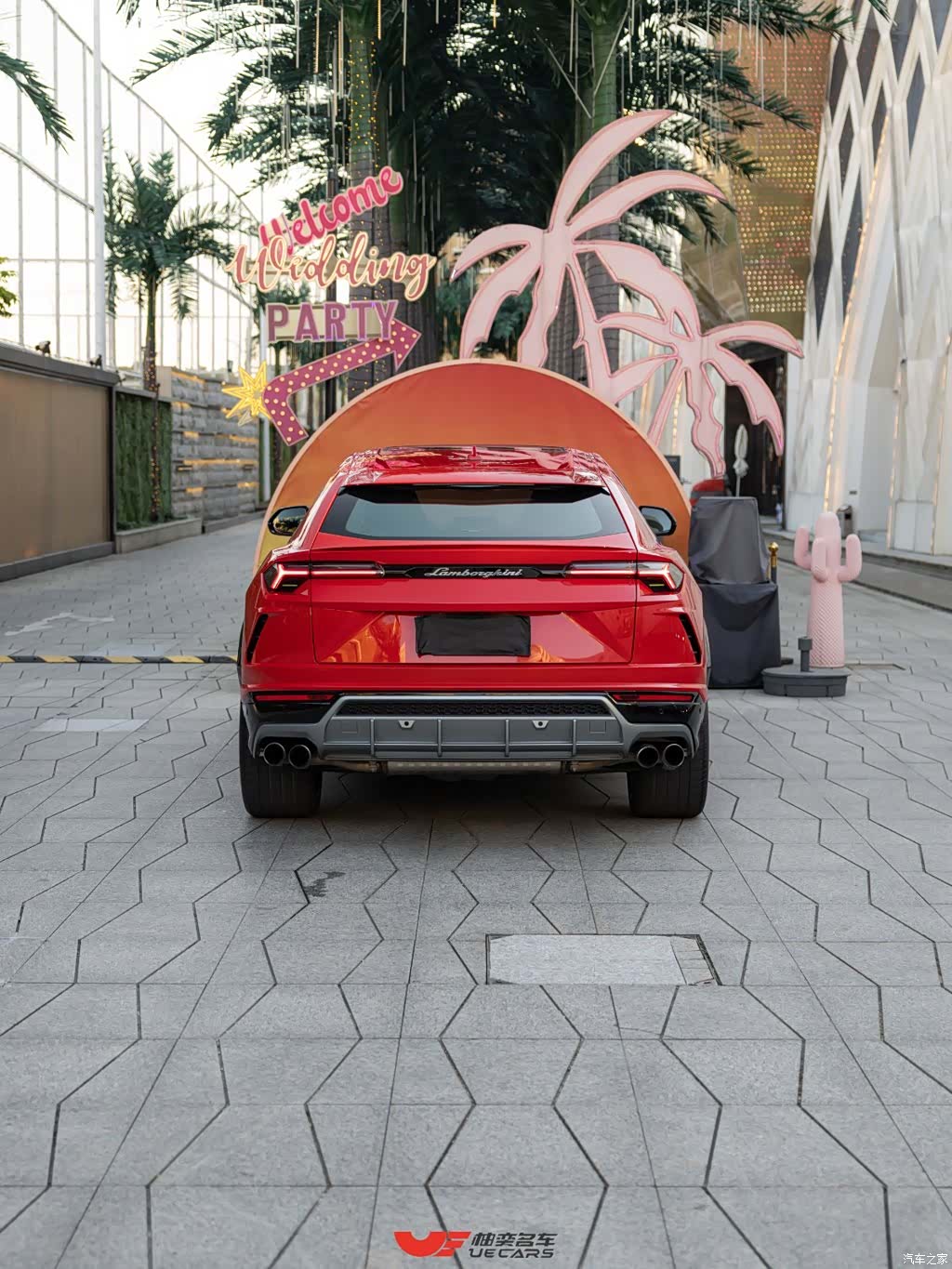 Lamborghini Urus, 2019 все фото