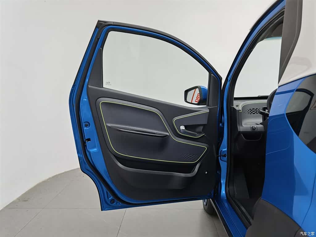 Wuling E100, 2019 8