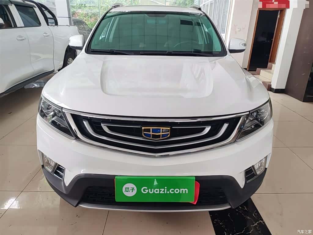 Geely X6, 2017 3